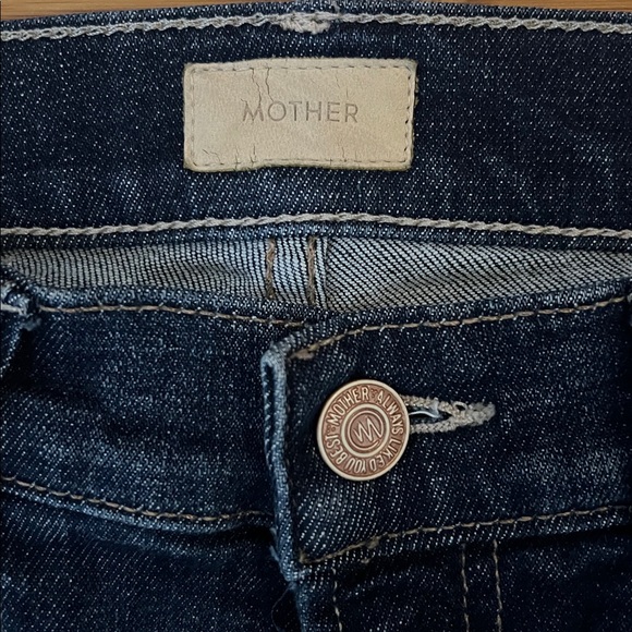 MOTHER rascal jean in “clean sweep” size 26 mid rise jeans - Picture 3 of 10